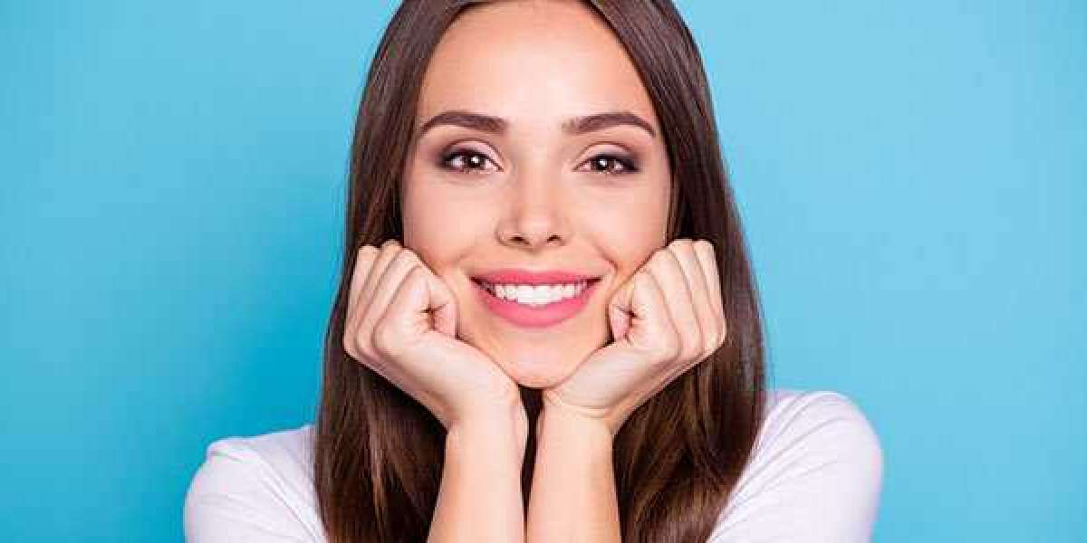Smile Makeover: The Answer to Your Perfect Smile