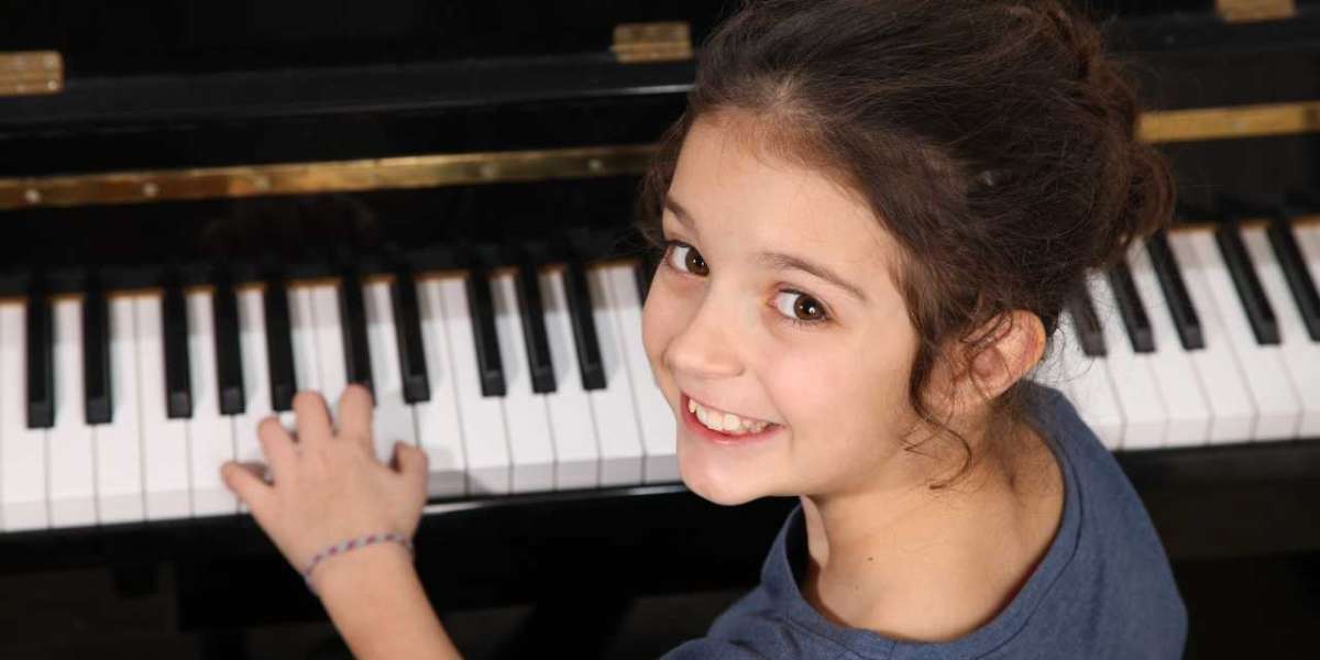 Piano Lessons in Los Angeles: Preparing for Your First Recital