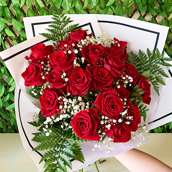 Turn Every Occasion into a Lasting Memory with Star Florist: Exquisite Flowers and Elegant Arrangements!