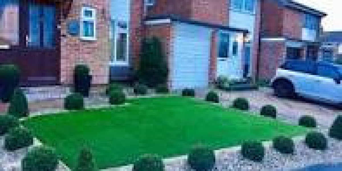 Artificial Grass Front Garden: A Low-Maintenance, Eco-Friendly Solution