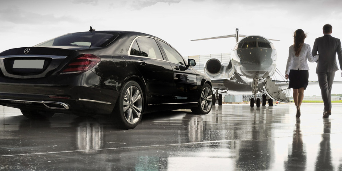 Travel in Comfort with Our Logan Airport Limo Service