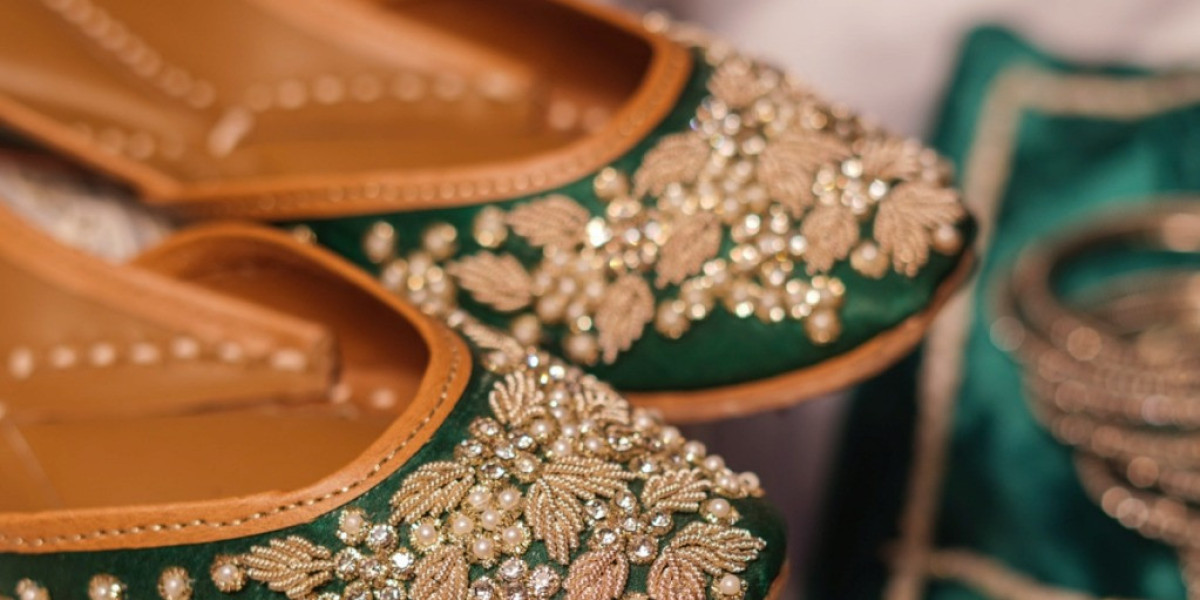 Step into Elegance with Traditional juttis from Gulbhahar 